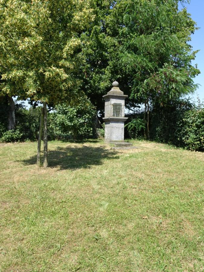 Le Rucher Lez-Fontaine Exterior photo